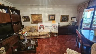 Apartment on Gran Via de les Germanies, 18 photo 8