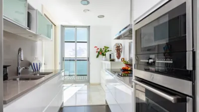 Apartment on Passeig de García Fària photo 9