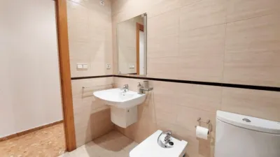 Piso en alquiler en Plaza Madrid/ Toscar, Carrús Oeste-El Toscar (Distrito Núcleo Urbano. Elx - Elche) de 700 €<span>/mes</span>