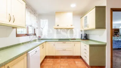 Chalet en alquiler en L´Eliana, Centre (L'Eliana) de 4.000 €<span>/mes</span>