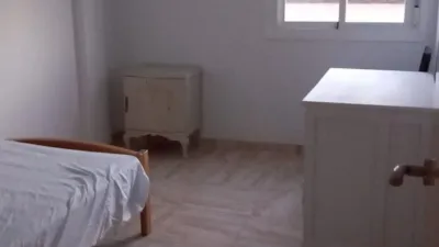 Apartment in La Carlota photo 8