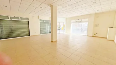 Local comercial en venta en Carrer de les Vinyes - Vista 2