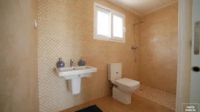 Semi-detached house on Carrer de Malta photo 15