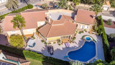 Chalet en Cabo Roig photo 2