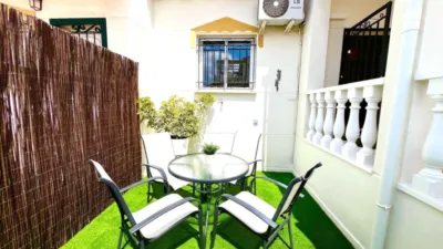 Terraced house on Calle Trepadora photo 5