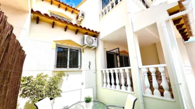 Terraced house on Calle Trepadora photo 6