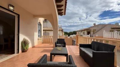 Casa adosada en venta en Calle Castillo de Guadalest, Los Dolses-Montezenia-Lomas de Cabo (Distrito Orihuela Costa. Orihuela) de 219.900 €
