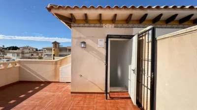 Casa adosada en venta en Calle Castillo de Guadalest, Los Dolses-Montezenia-Lomas de Cabo (Distrito Orihuela Costa. Orihuela) de 219.900 €