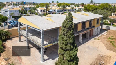 Chalet on Calle Mediterran, Cabo Roig photo 12
