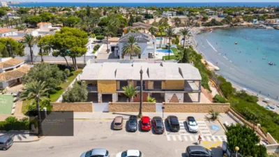 Chalet on Calle Mediterran, Cabo Roig photo 8