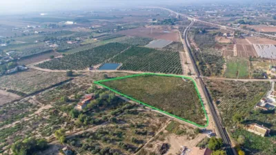 Terreno en venta en Comunidad Valenciana - Más