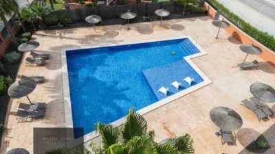 Pis – Orihuela, Urbanización Villacosta II-Las Filipinas, Villa Martín - Més