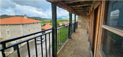 Rustic house on Calle de Villalacre, 1 photo 29