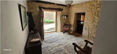 Rustic house on Calle de Villalacre, 1 photo 9