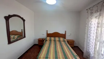 Apartment on Calle de la Corredera de San Marcos photo 24