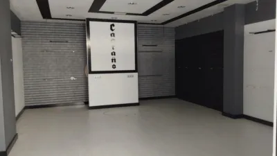 Local comercial en alquiler en C- Poeta Manuel Maria. - Vista 4