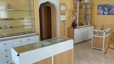 Local comercial en alquiler en Ribeira A Coruna - Vista 2