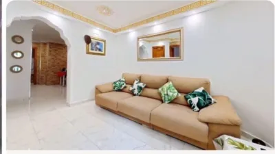 Flat on Calle de Irlanda photo 15