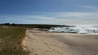 Piso en venta en Corrubedo - Más