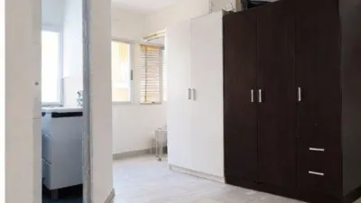 Apartment on Avenida de Emilio Ortuño photo 11