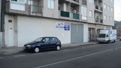 Local comercial en venta en Calle Peralto - Más