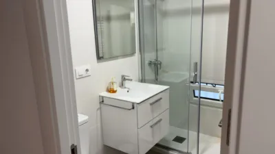 Piso en alquiler en Calle del Taray, Plaza Mayor-San Agustín (Segovia Capital) de 1.700 €<span>/mes</span>