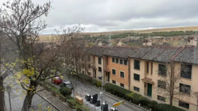 Piso en alquiler en Calle del Taray, Plaza Mayor-San Agustín (Segovia Capital) de 1.700 €<span>/mes</span>