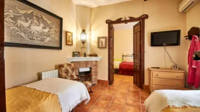 House in El Centenillo photo 17