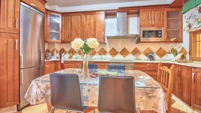 Casa en Zona Mercadona photo 11