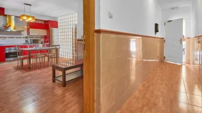 Apartment on Albaida Street photo 17