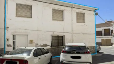 Terraced house on Pl. Don Pedro, No. 5 photo 2