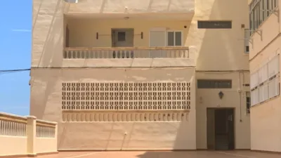 Apartment on Joanot Martorell Street, De photo 20