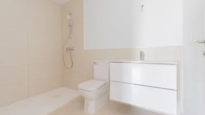 Piso en venta en Calle del Aire, 10, Aljamar (Tomares) de 348.000 €
