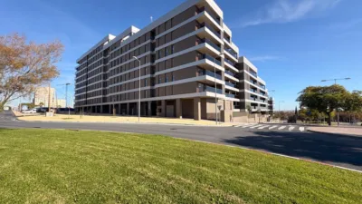 Piso en venta en Calle del Aire, 10, Aljamar (Tomares) de 348.000 €