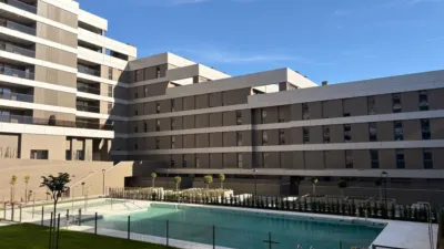 Piso en venta en Calle del Aire, 10, Aljamar (Tomares) de 348.000 €