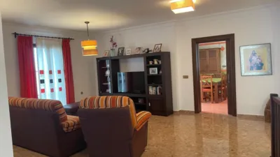 Chalet on Calle Reina Sofia photo 47