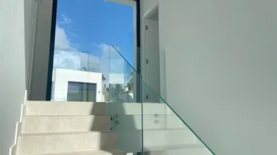 Chalet on Emilio de Pardo Street photo 13