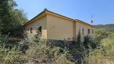Chalet on Carrer de la Masia photo 4