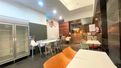 Local comercial en venta en Plaza Constitucion, Centro (Tudela) de 215.000 €
