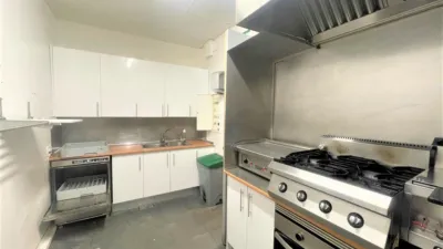 Local comercial en venta en Plaza Constitucion, Centro (Tudela) de 215.000 €