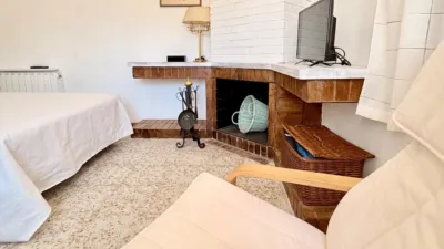 House on Carrer de la Llevadora Maria Vives photo 18