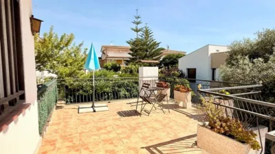 House on Carrer de la Llevadora Maria Vives photo 33