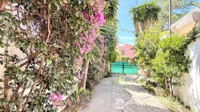 House on Carrer de la Llevadora Maria Vives photo 44