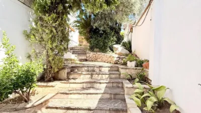 House on Carrer de la Llevadora Maria Vives photo 45