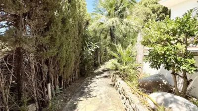 House on Carrer de la Llevadora Maria Vives photo 55