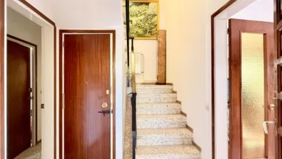 House on Carrer de la Llevadora Maria Vives photo 5
