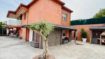 Chalet on Carrer Ametllers photo 2