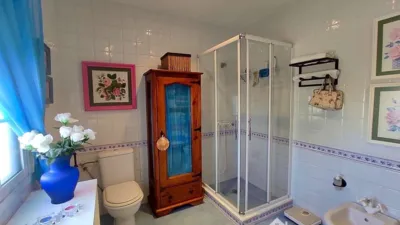 Chalet on Calle F photo 18