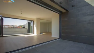 Ático en alquiler en Avenida de Adolfo Díaz Ambrona, 3, San Fernando-Estación (Badajoz Capital) de 2.100 €<span>/mes</span>