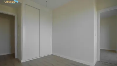 Ático en alquiler en Avenida de Adolfo Díaz Ambrona, 3, San Fernando-Estación (Badajoz Capital) de 2.100 €<span>/mes</span>